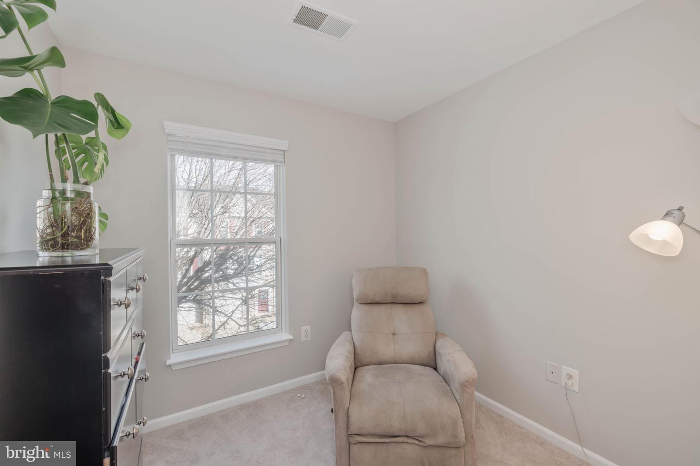 6940 LERWICK CT, ALEXANDRIA, Virginia 22315, 3 Bedrooms Bedrooms, ,2 BathroomsBathrooms,Residential,For sale,6940 LERWICK CT,VAFX2215876 MLS # VAFX2215876