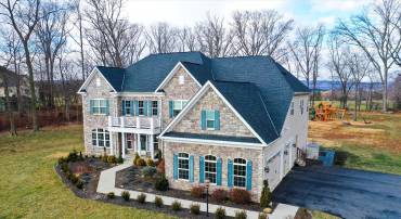 13189 WATERFORD VIEW CT, LOVETTSVILLE, Virginia 20180, 5 Bedrooms Bedrooms, ,5 BathroomsBathrooms,Residential,For sale,13189 WATERFORD VIEW CT,VALO2085968 MLS # VALO2085968