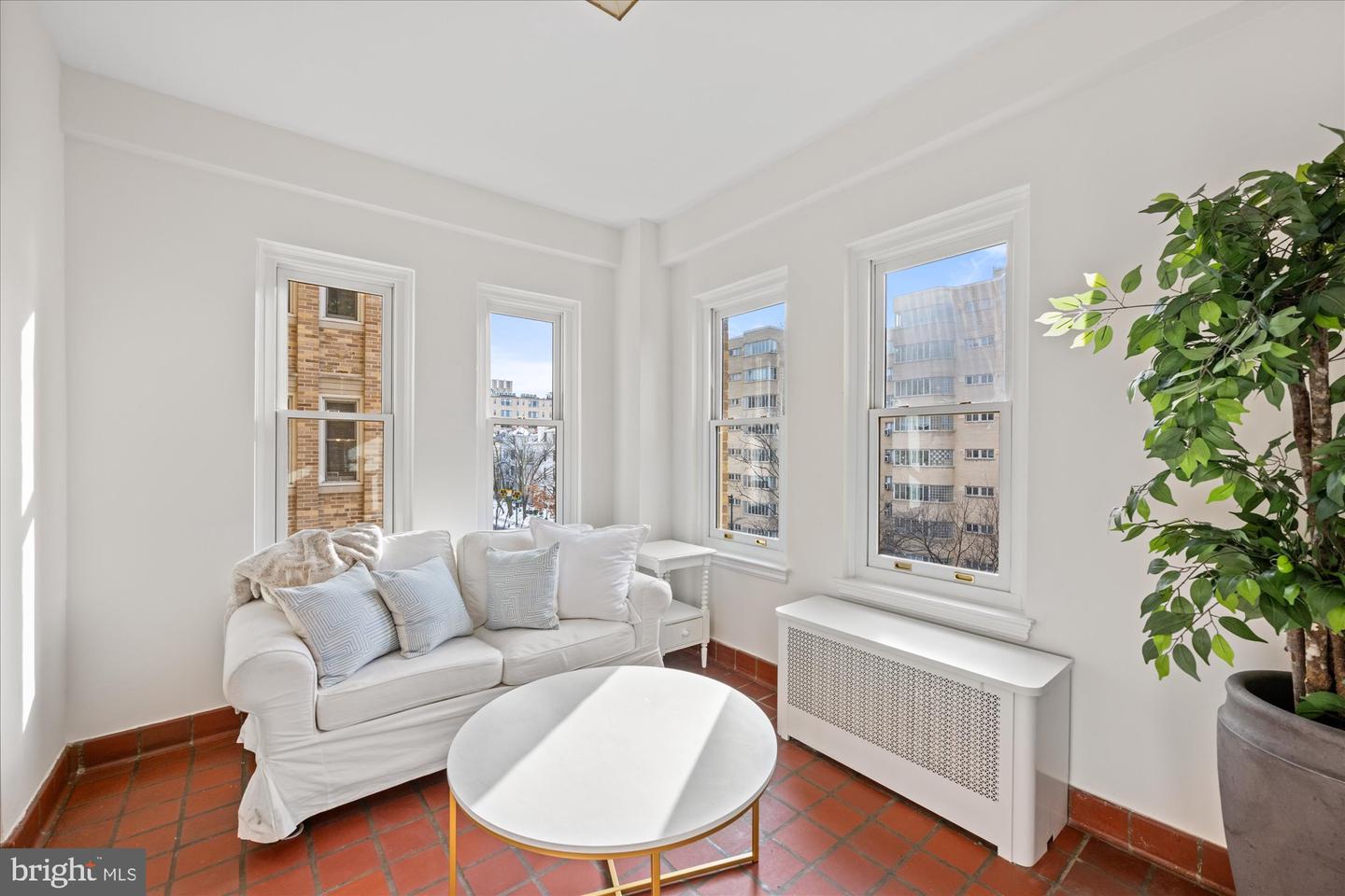 2101 CONNECTICUT AVENUE NW #45, WASHINGTON, District Of Columbia 20008, 3 Bedrooms Bedrooms, 11 Rooms Rooms,3 BathroomsBathrooms,Residential,For sale,2101 CONNECTICUT AVENUE NW #45,DCDC2173992 MLS # DCDC2173992