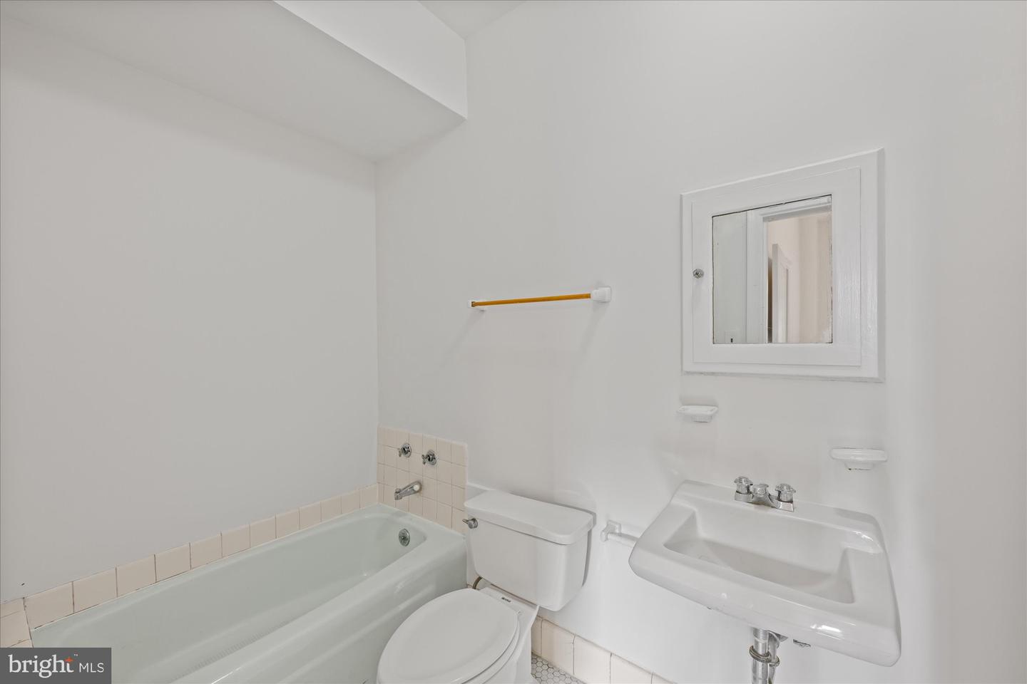 2101 CONNECTICUT AVENUE NW #45, WASHINGTON, District Of Columbia 20008, 3 Bedrooms Bedrooms, 11 Rooms Rooms,3 BathroomsBathrooms,Residential,For sale,2101 CONNECTICUT AVENUE NW #45,DCDC2173992 MLS # DCDC2173992