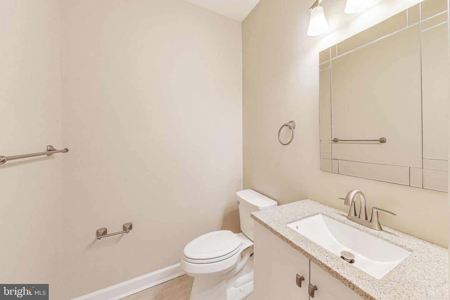 5108 DONOVAN DR #103, ALEXANDRIA, Virginia 22304, 2 Bedrooms Bedrooms, ,1 BathroomBathrooms,Residential,For sale,5108 DONOVAN DR #103,VAAX2040670 MLS # VAAX2040670