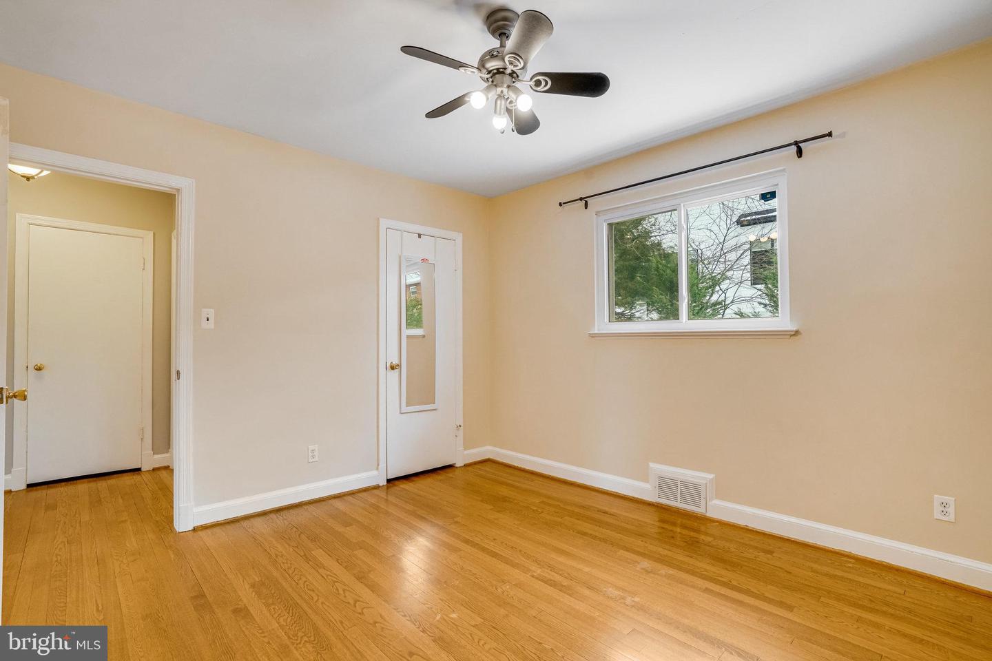 6576 WILLIAMSBURG BLVD, ARLINGTON, Virginia 22213, 3 Bedrooms Bedrooms, ,2 BathroomsBathrooms,Residential,For sale,6576 WILLIAMSBURG BLVD,VAAR2052386 MLS # VAAR2052386