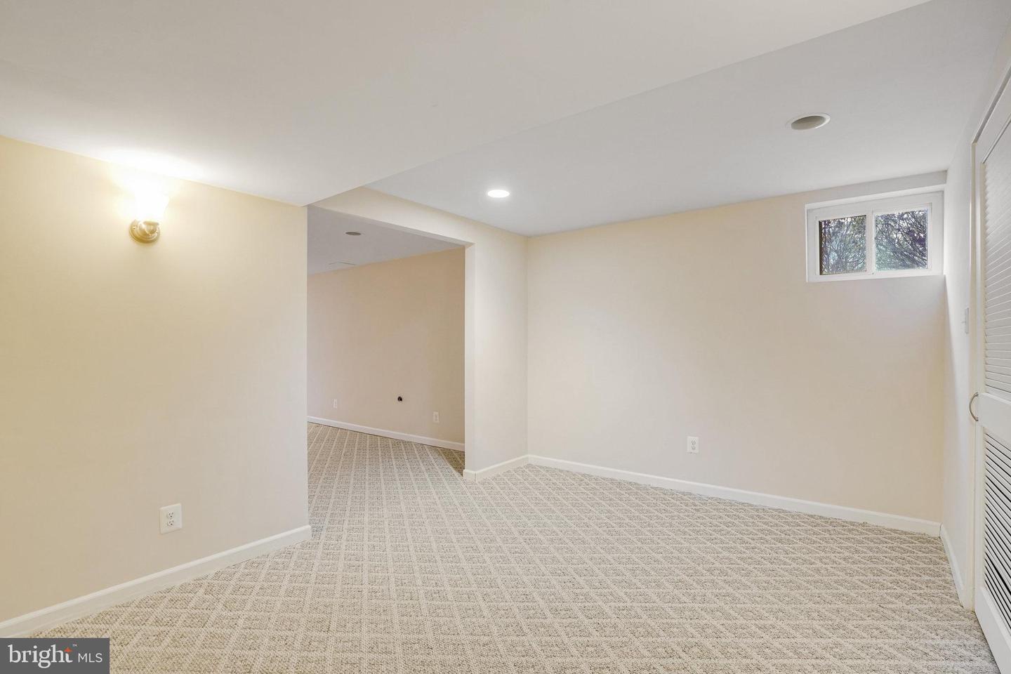 6576 WILLIAMSBURG BLVD, ARLINGTON, Virginia 22213, 3 Bedrooms Bedrooms, ,2 BathroomsBathrooms,Residential,For sale,6576 WILLIAMSBURG BLVD,VAAR2052386 MLS # VAAR2052386