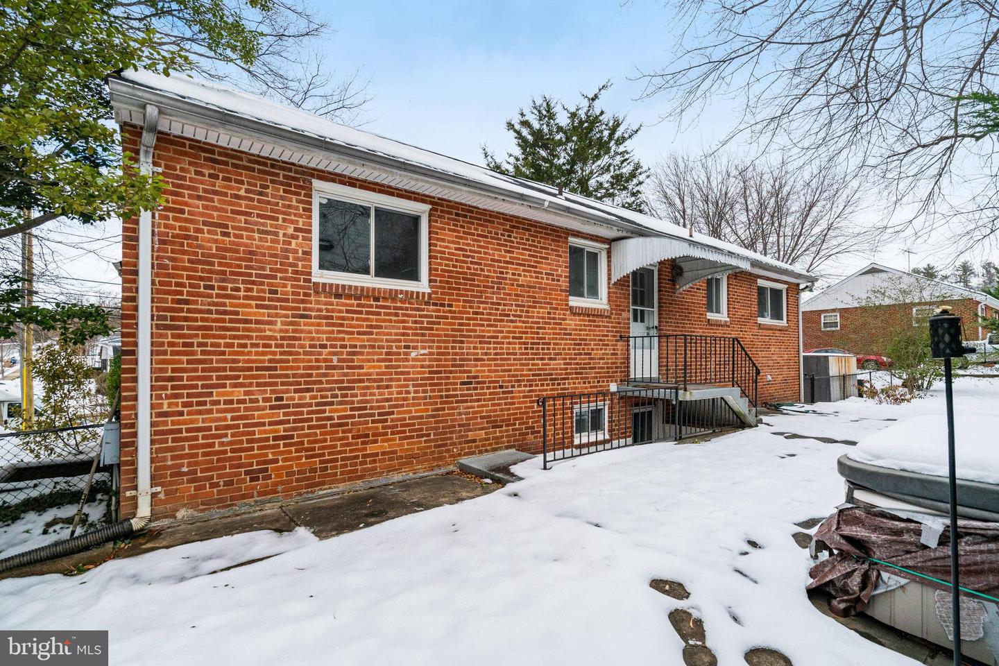 6576 WILLIAMSBURG BLVD, ARLINGTON, Virginia 22213, 3 Bedrooms Bedrooms, ,2 BathroomsBathrooms,Residential,For sale,6576 WILLIAMSBURG BLVD,VAAR2052386 MLS # VAAR2052386