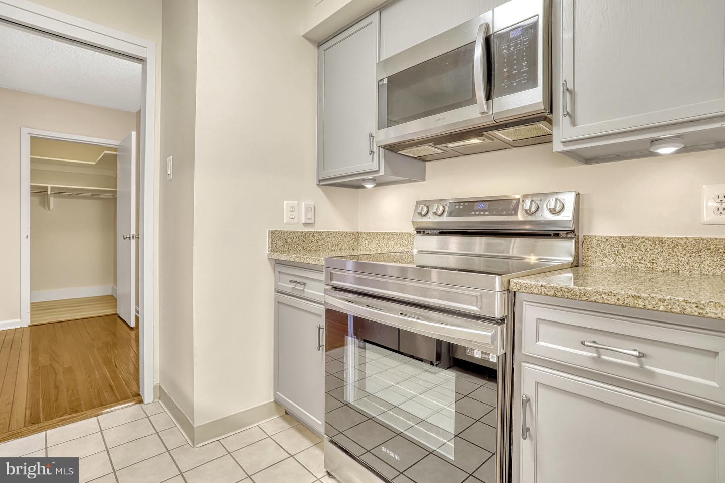 3800 FAIRFAX DR #1412, ARLINGTON, Virginia 22203, 1 Bedroom Bedrooms, ,1 BathroomBathrooms,Residential,For sale,3800 FAIRFAX DR #1412,VAAR2051172 MLS # VAAR2051172