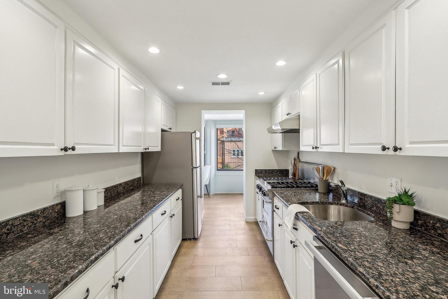 2230 CALIFORNIA ST NW #3AE, WASHINGTON, District Of Columbia 20008, 3 Bedrooms Bedrooms, ,3 BathroomsBathrooms,Residential,For sale,2230 CALIFORNIA ST NW #3AE,DCDC2174628 MLS # DCDC2174628