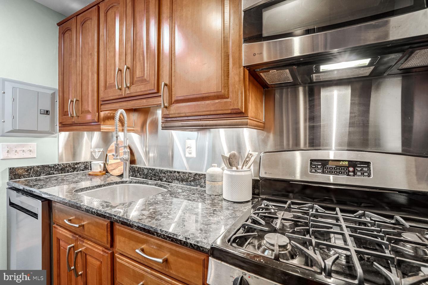 1880 COLUMBIA RD NW #604, WASHINGTON, District Of Columbia 20009, 1 Bedroom Bedrooms, ,1 BathroomBathrooms,Residential,For sale,1880 COLUMBIA RD NW #604,DCDC2174814 MLS # DCDC2174814