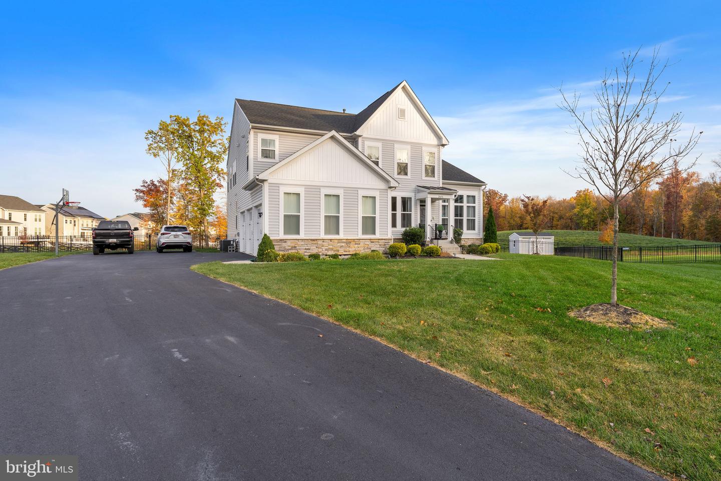 24696 CRESTED BUTTE CT, ALDIE, Virginia 20105, 5 Bedrooms Bedrooms, ,5 BathroomsBathrooms,Residential,For sale,24696 CRESTED BUTTE CT,VALO2086666 MLS # VALO2086666