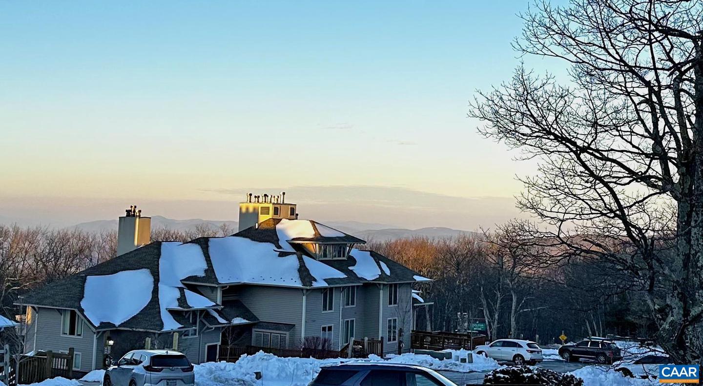 3228 NORTH RIDGE CONDOS, WINTERGREEN RESORT, Virginia 22967, 1 Bedroom Bedrooms, ,2 BathroomsBathrooms,Residential,For sale,3228 NORTH RIDGE CONDOS,660097 MLS # 660097