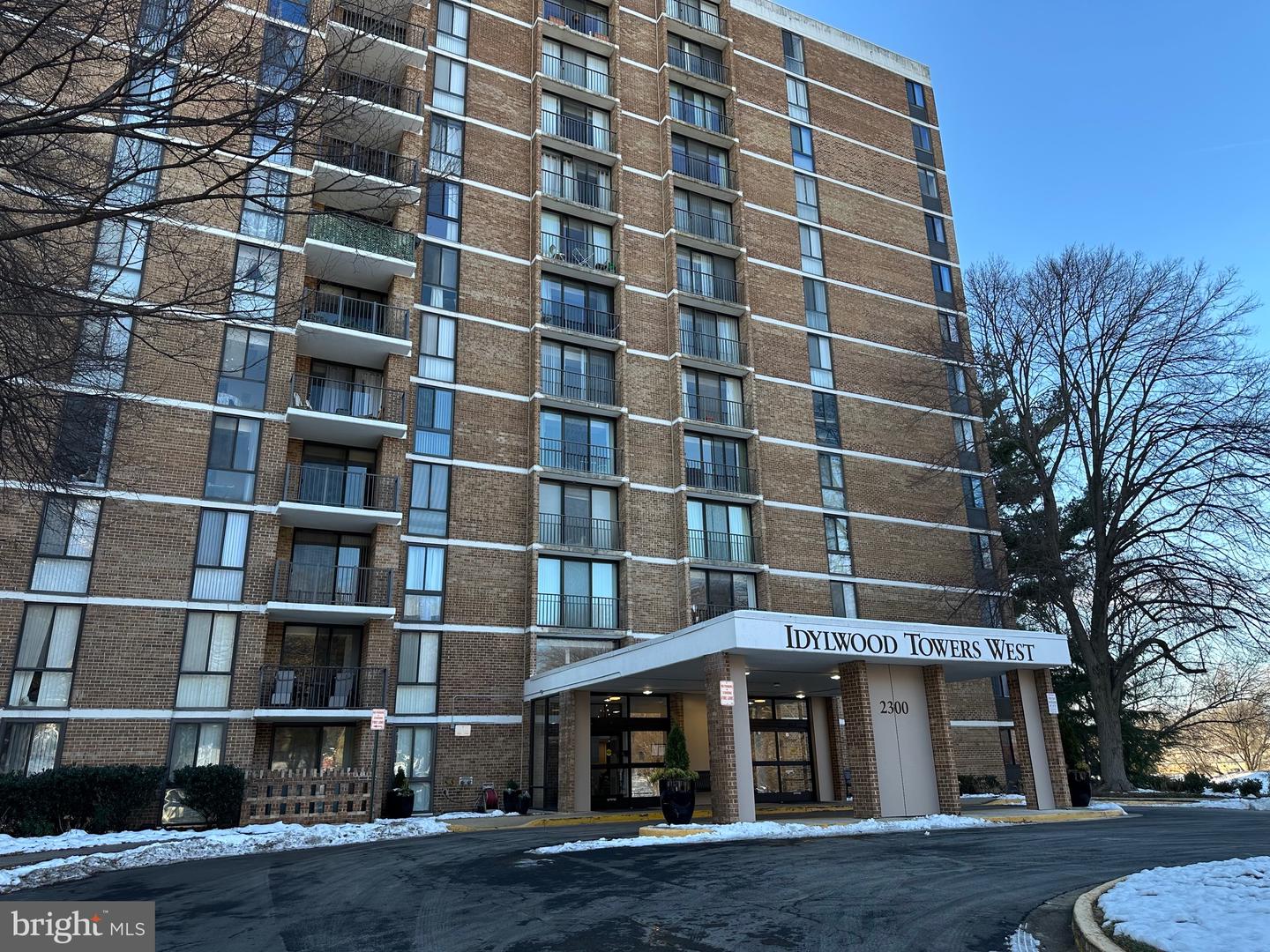 2300 PIMMIT DR #313, FALLS CHURCH, Virginia 22043, 1 Bedroom Bedrooms, ,1 BathroomBathrooms,Residential,For sale,2300 PIMMIT DR #313,VAFX2218094 MLS # VAFX2218094