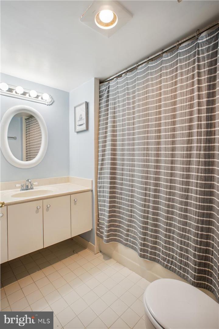 2100 LANGSTON BLVD #226, ARLINGTON, Virginia 22201, 1 Bedroom Bedrooms, ,1 BathroomBathrooms,Residential,For sale,2100 LANGSTON BLVD #226,VAAR2051942 MLS # VAAR2051942