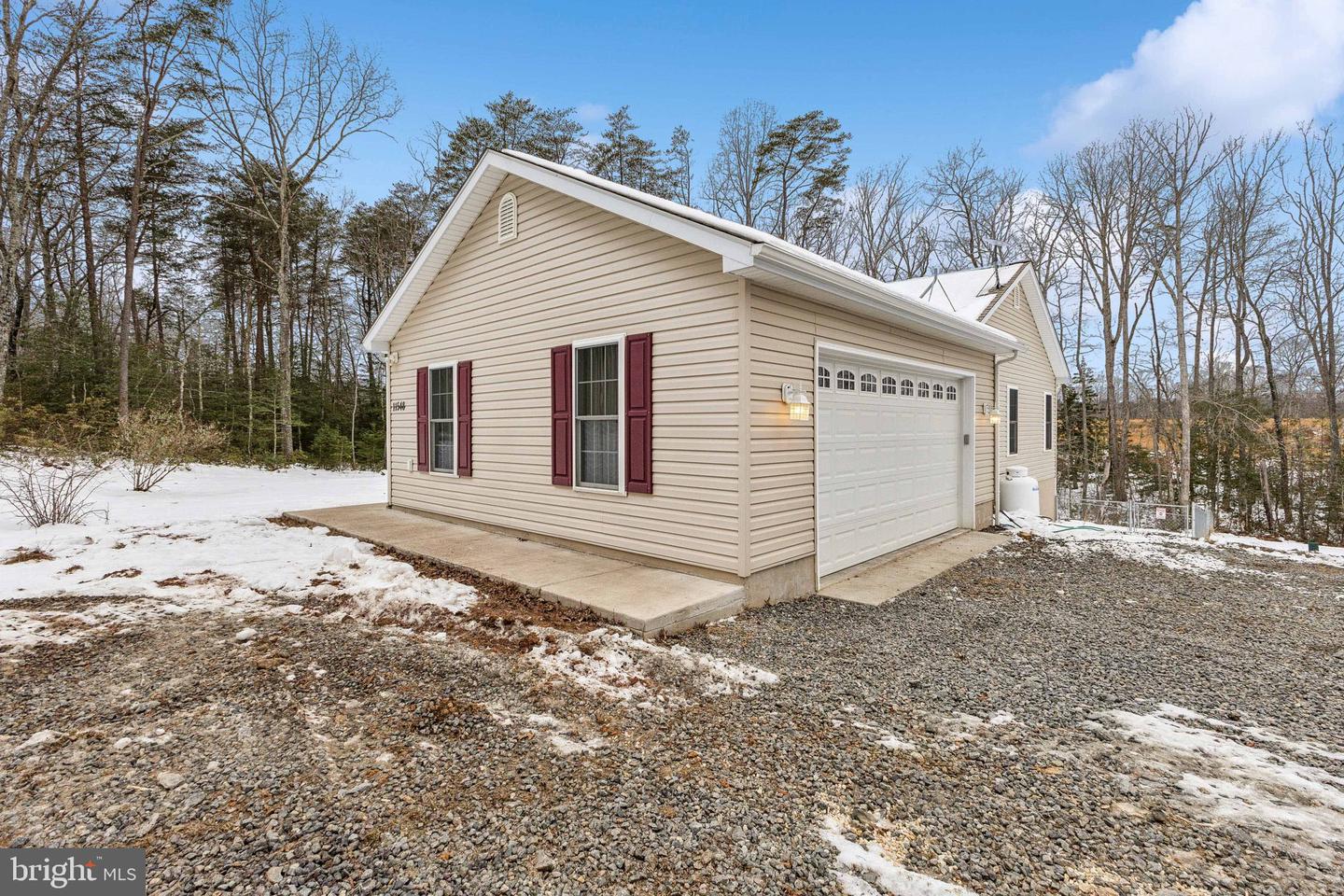 11548 JACKSON TRL E, SPOTSYLVANIA, Virginia 22553, 3 Bedrooms Bedrooms, ,3 BathroomsBathrooms,Residential,For sale,11548 JACKSON TRL E,VASP2029988 MLS # VASP2029988