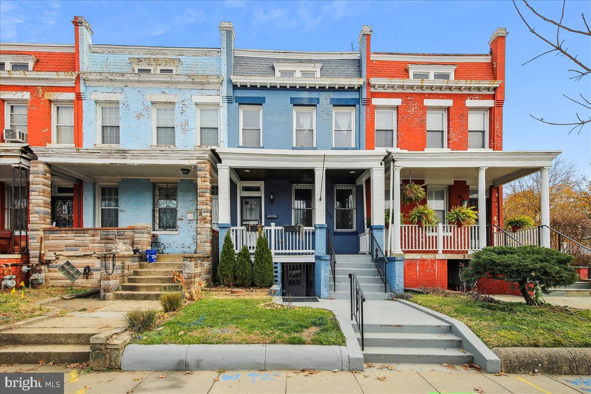 2803 N CAPITOL ST NE, WASHINGTON, District Of Columbia 20002, 3 Bedrooms Bedrooms, ,3 BathroomsBathrooms,Residential,For sale,2803 N CAPITOL ST NE,DCDC2174986 MLS # DCDC2174986