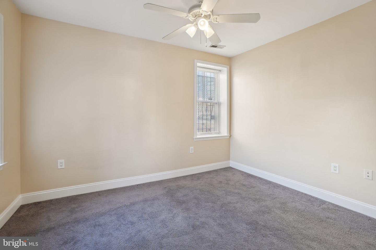 1629 L ST NE #101, WASHINGTON, District Of Columbia 20002, 2 Bedrooms Bedrooms, ,1 BathroomBathrooms,Residential,For sale,1629 L ST NE #101,DCDC2175052 MLS # DCDC2175052