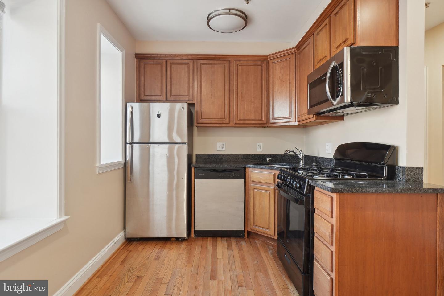 1629 L ST NE #101, WASHINGTON, District Of Columbia 20002, 2 Bedrooms Bedrooms, ,1 BathroomBathrooms,Residential,For sale,1629 L ST NE #101,DCDC2175052 MLS # DCDC2175052