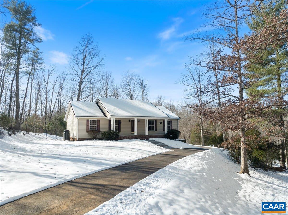 356 OLD MILL RD, STANARDSVILLE, Virginia 22973, 3 Bedrooms Bedrooms, ,2 BathroomsBathrooms,Residential,For sale,356 OLD MILL RD,660125 MLS # 660125