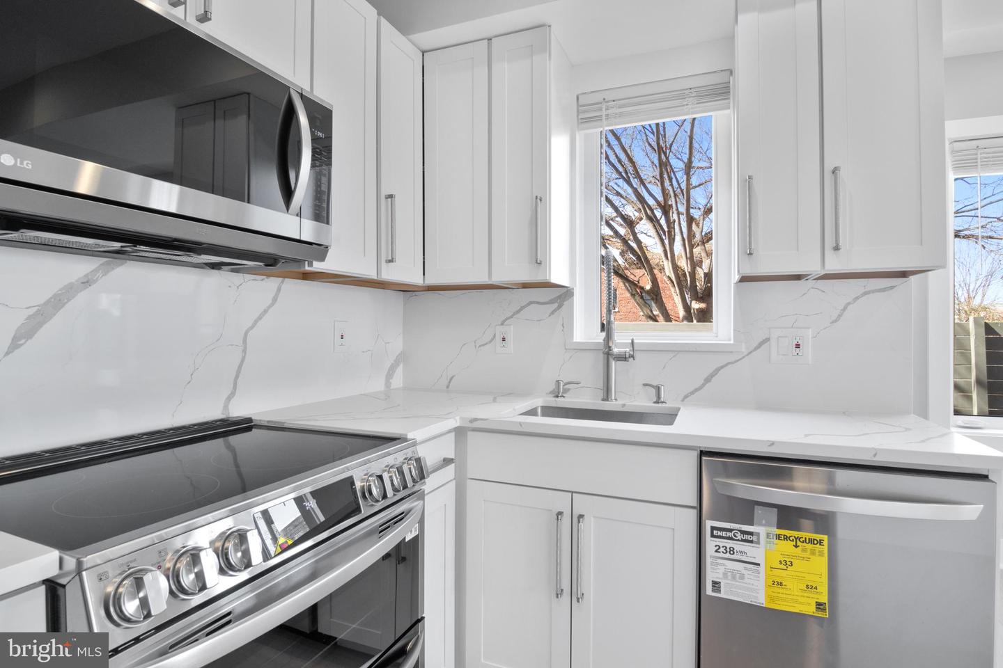 1730 L ST NE #1, WASHINGTON, District Of Columbia 20002, 2 Bedrooms Bedrooms, ,2 BathroomsBathrooms,Residential,For sale,1730 L ST NE #1,DCDC2175170 MLS # DCDC2175170