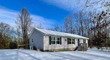 4785 WOODBOUND RD, KESWICK, Virginia 22947, 3 Bedrooms Bedrooms, ,2 BathroomsBathrooms,Residential,For sale,4785 WOODBOUND RD,660138 MLS # 660138