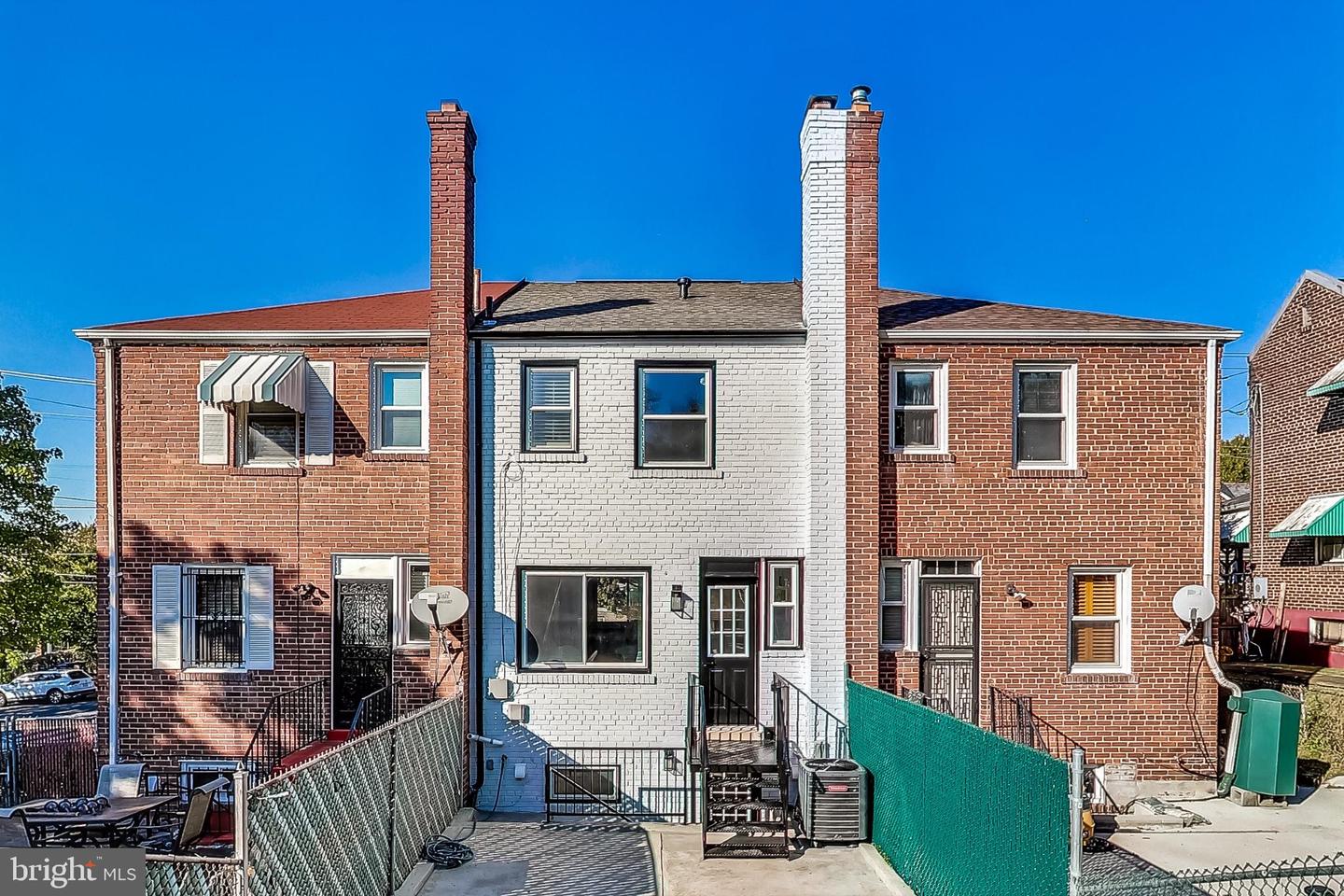 3903 BLAINE ST NE, WASHINGTON, District Of Columbia 20019, 3 Bedrooms Bedrooms, ,2 BathroomsBathrooms,Residential,For sale,3903 BLAINE ST NE,DCDC2165842 MLS # DCDC2165842