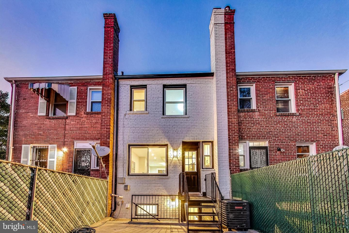 3903 BLAINE ST NE, WASHINGTON, District Of Columbia 20019, 3 Bedrooms Bedrooms, ,2 BathroomsBathrooms,Residential,For sale,3903 BLAINE ST NE,DCDC2165842 MLS # DCDC2165842