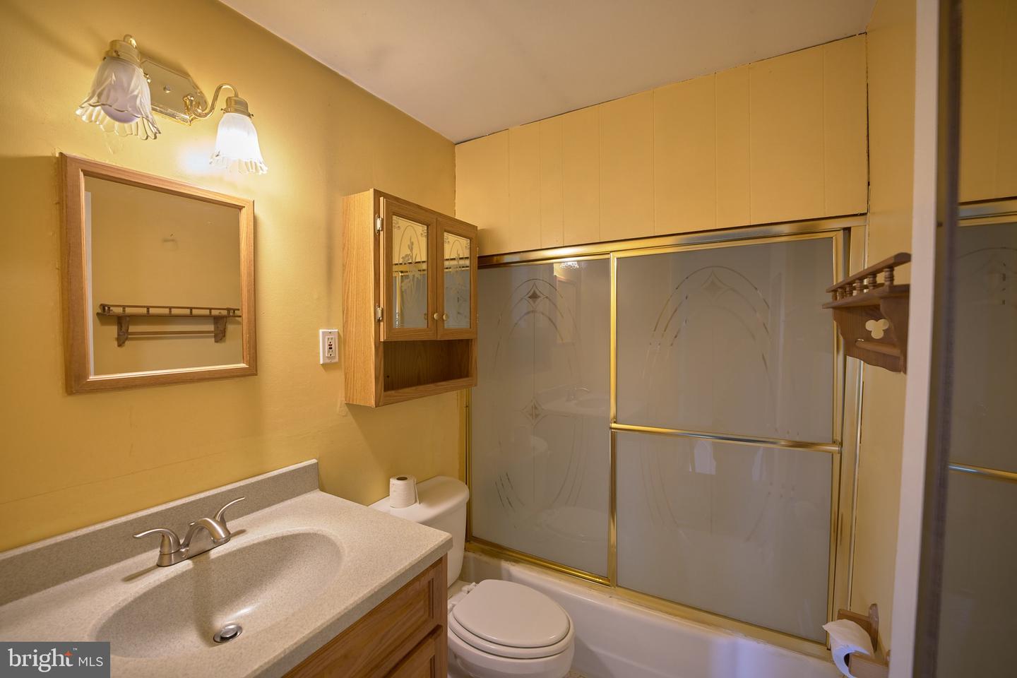 111 S INGRAM ST, ALEXANDRIA, Virginia 22304, 3 Bedrooms Bedrooms, ,3 BathroomsBathrooms,Residential,For sale,111 S INGRAM ST,VAAX2040346 MLS # VAAX2040346