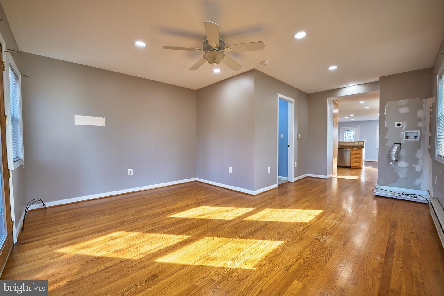 111 S INGRAM ST, ALEXANDRIA, Virginia 22304, 3 Bedrooms Bedrooms, ,3 BathroomsBathrooms,Residential,For sale,111 S INGRAM ST,VAAX2040346 MLS # VAAX2040346