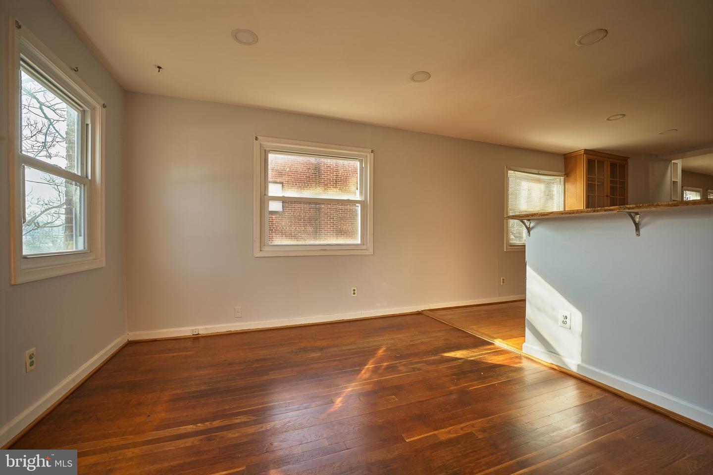 111 S INGRAM ST, ALEXANDRIA, Virginia 22304, 3 Bedrooms Bedrooms, ,3 BathroomsBathrooms,Residential,For sale,111 S INGRAM ST,VAAX2040346 MLS # VAAX2040346