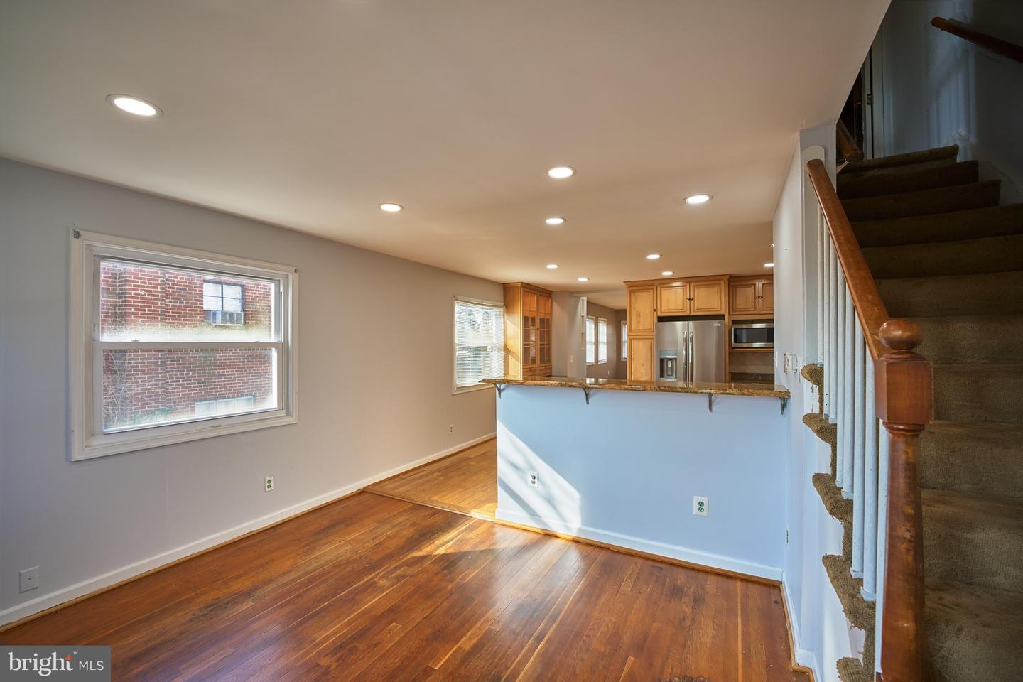 111 S INGRAM ST, ALEXANDRIA, Virginia 22304, 3 Bedrooms Bedrooms, ,3 BathroomsBathrooms,Residential,For sale,111 S INGRAM ST,VAAX2040346 MLS # VAAX2040346