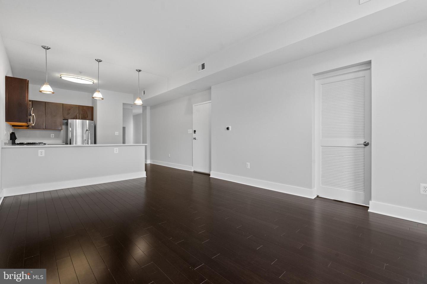 1812 N CAPITOL ST NW #201, WASHINGTON, District Of Columbia 20002, 2 Bedrooms Bedrooms, 4 Rooms Rooms,2 BathroomsBathrooms,Residential,For sale,1812 N CAPITOL ST NW #201,DCDC2174404 MLS # DCDC2174404