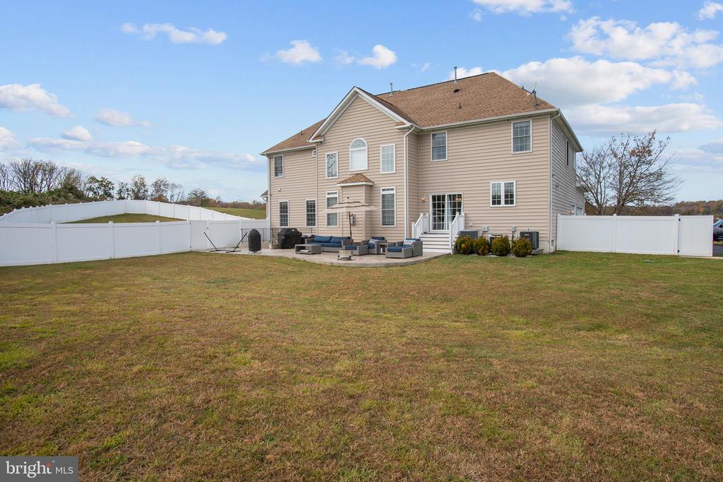 10314 LIMESTONE AVE, CULPEPER, Virginia 22701, 4 Bedrooms Bedrooms, ,5 BathroomsBathrooms,Residential,10314 LIMESTONE AVE,VACU2009190 MLS # VACU2009190