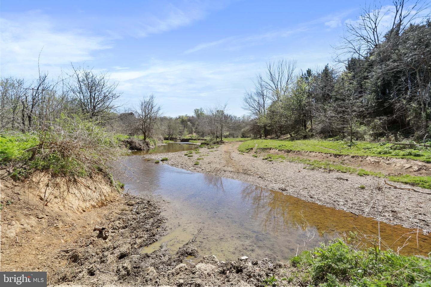 WINCHESTER RD, FRONT ROYAL, Virginia 22630, ,Farm,For sale,WINCHESTER RD,VAWR2010170 MLS # VAWR2010170