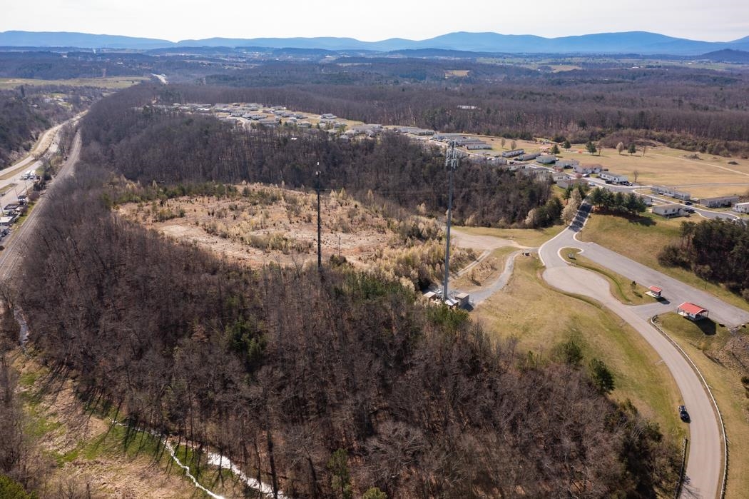 TBD AUGUSTA WOODS DR, STAUNTON, Virginia 24401, ,Land,Augusta Woods land,TBD AUGUSTA WOODS DR,660150 MLS # 660150