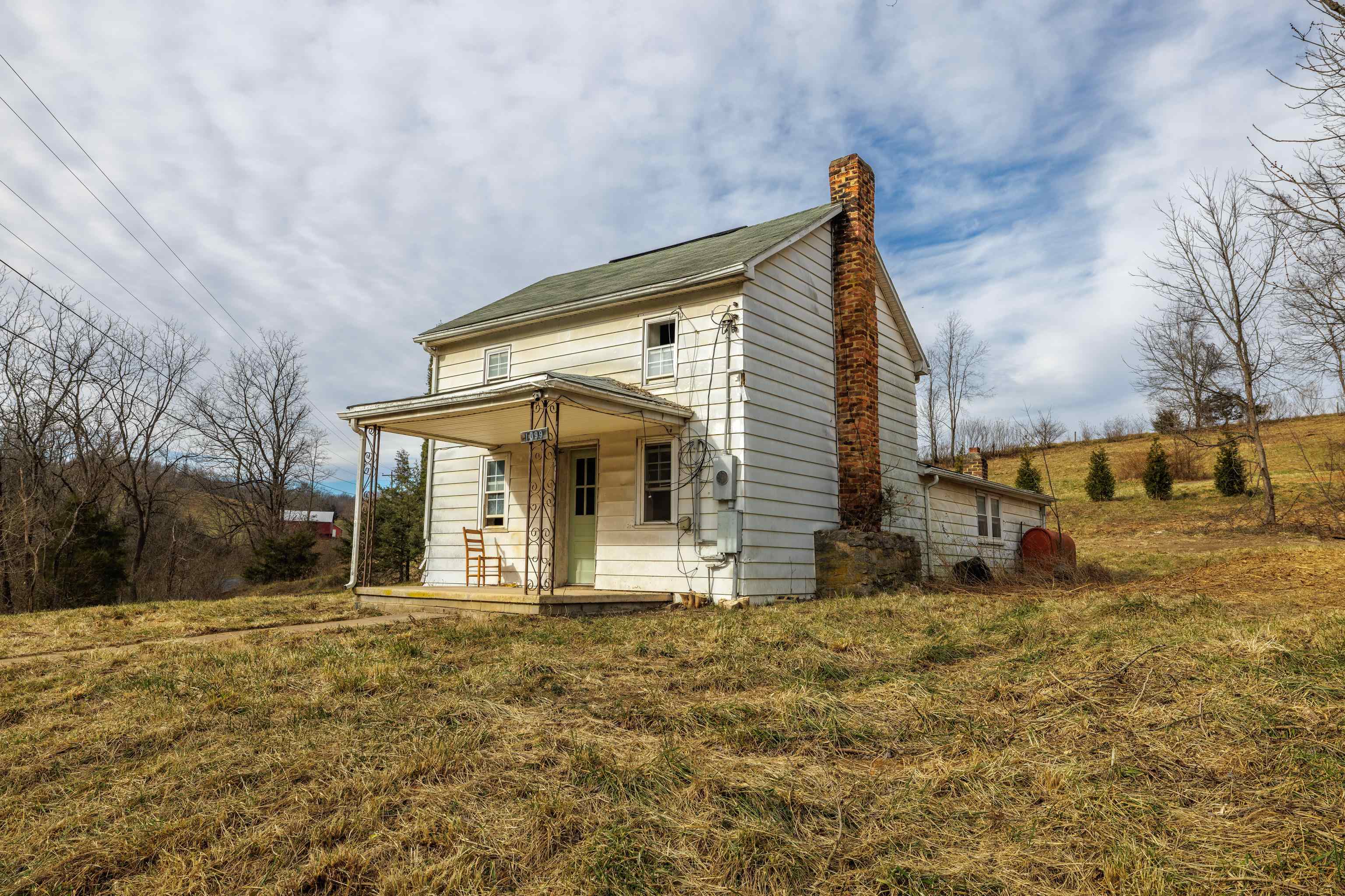 1099 BROADHEAD SCHOOL RD, GREENVILLE, Virginia 24440, 2 Bedrooms Bedrooms, ,1 BathroomBathrooms,Residential,1099 BROADHEAD SCHOOL RD,659332 MLS # 659332