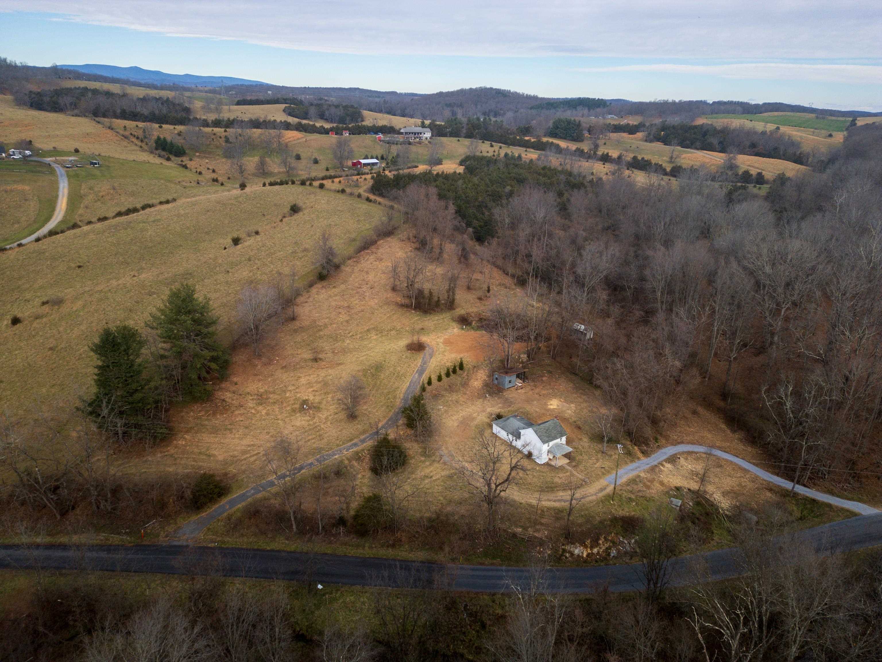 1099 BROADHEAD SCHOOL RD, GREENVILLE, Virginia 24440, 2 Bedrooms Bedrooms, ,1 BathroomBathrooms,Residential,1099 BROADHEAD SCHOOL RD,659332 MLS # 659332