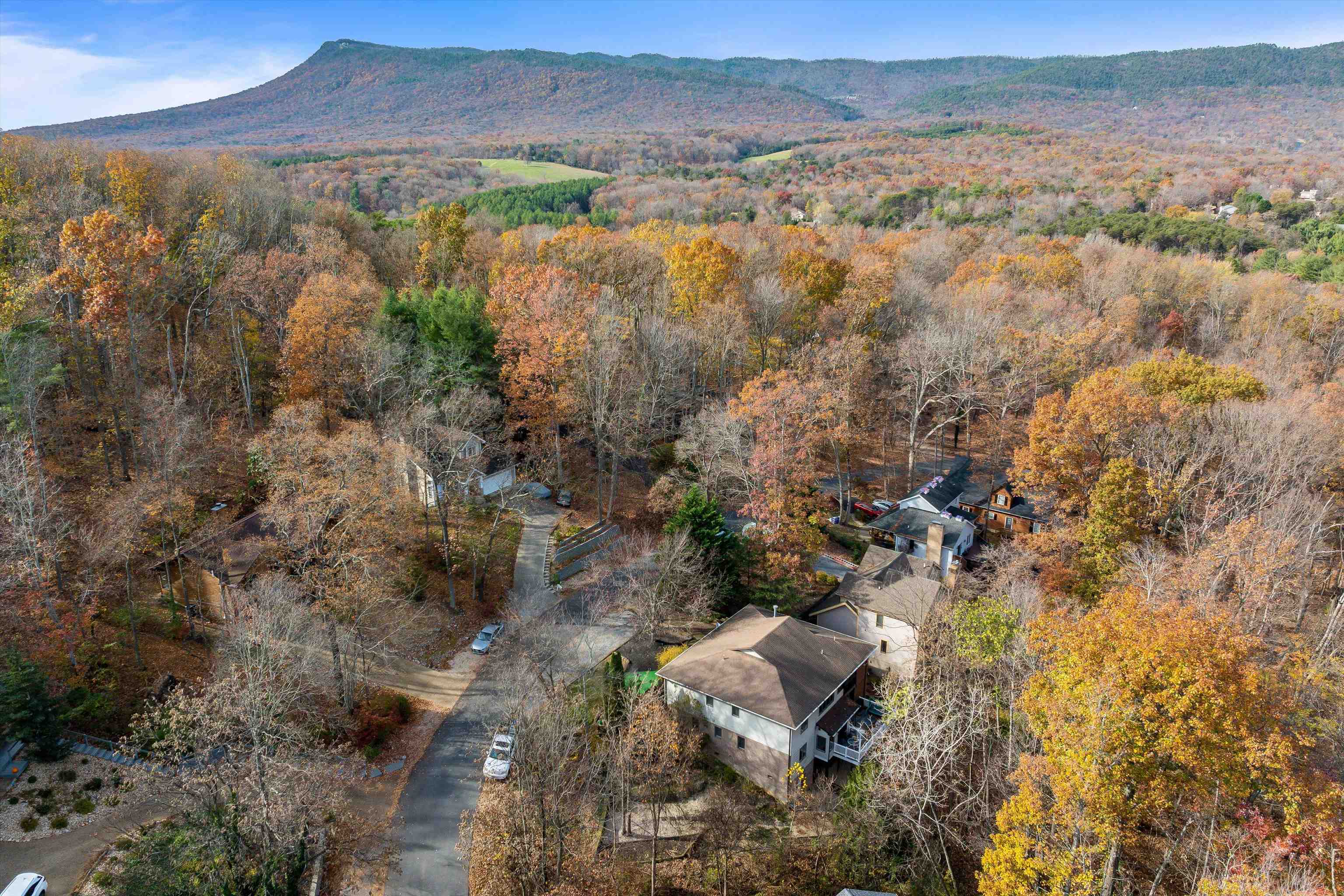 Nestled in the Shenandoah Valley of Virginia with winter views of the Blue Ridge Mountains. Massanutten Peak in the back ground!