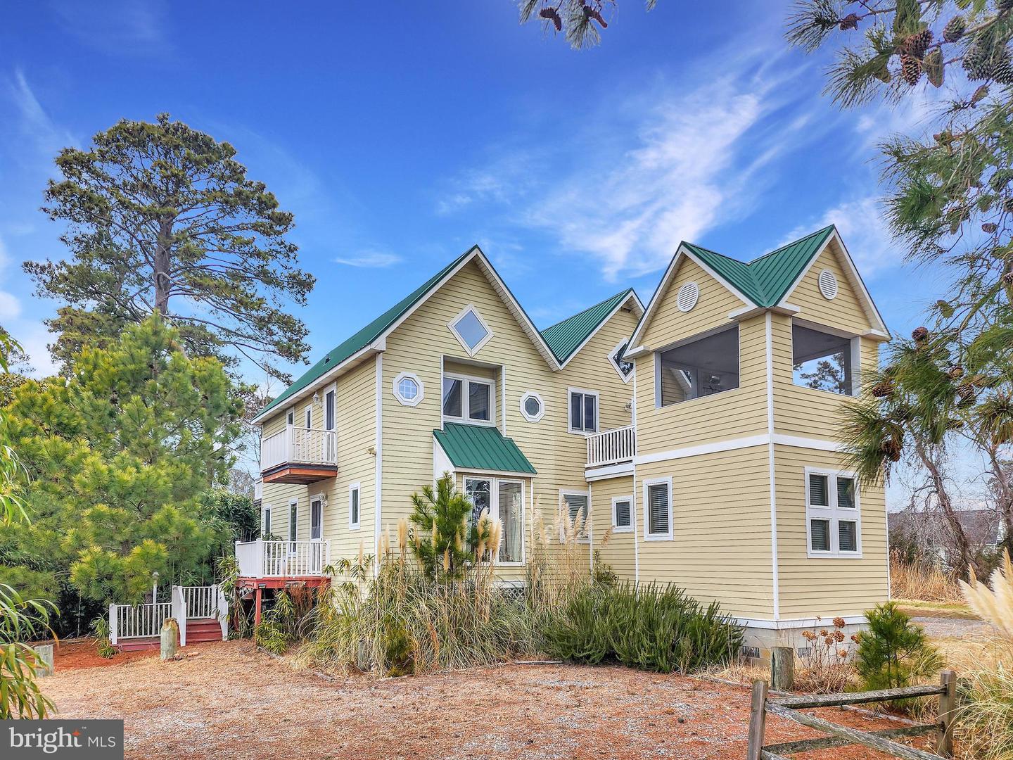 4473 DEEP HOLE RD, CHINCOTEAGUE ISLAND, Virginia 23336, 1 Bedroom Bedrooms, ,2 BathroomsBathrooms,Residential,For sale,4473 DEEP HOLE RD,VAAC2001558 MLS # VAAC2001558