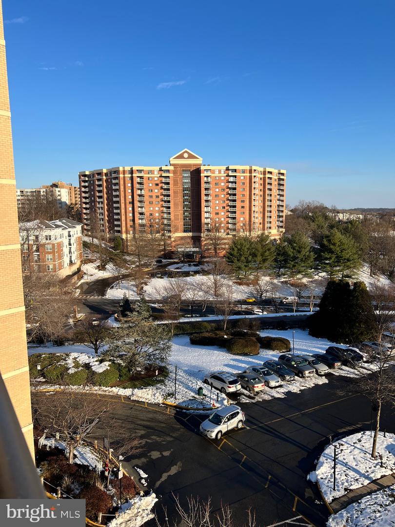 203 YOAKUM PKWY #718, ALEXANDRIA, Virginia 22304, 1 Bedroom Bedrooms, ,1 BathroomBathrooms,Residential,For sale,203 YOAKUM PKWY #718,VAAX2040666 MLS # VAAX2040666