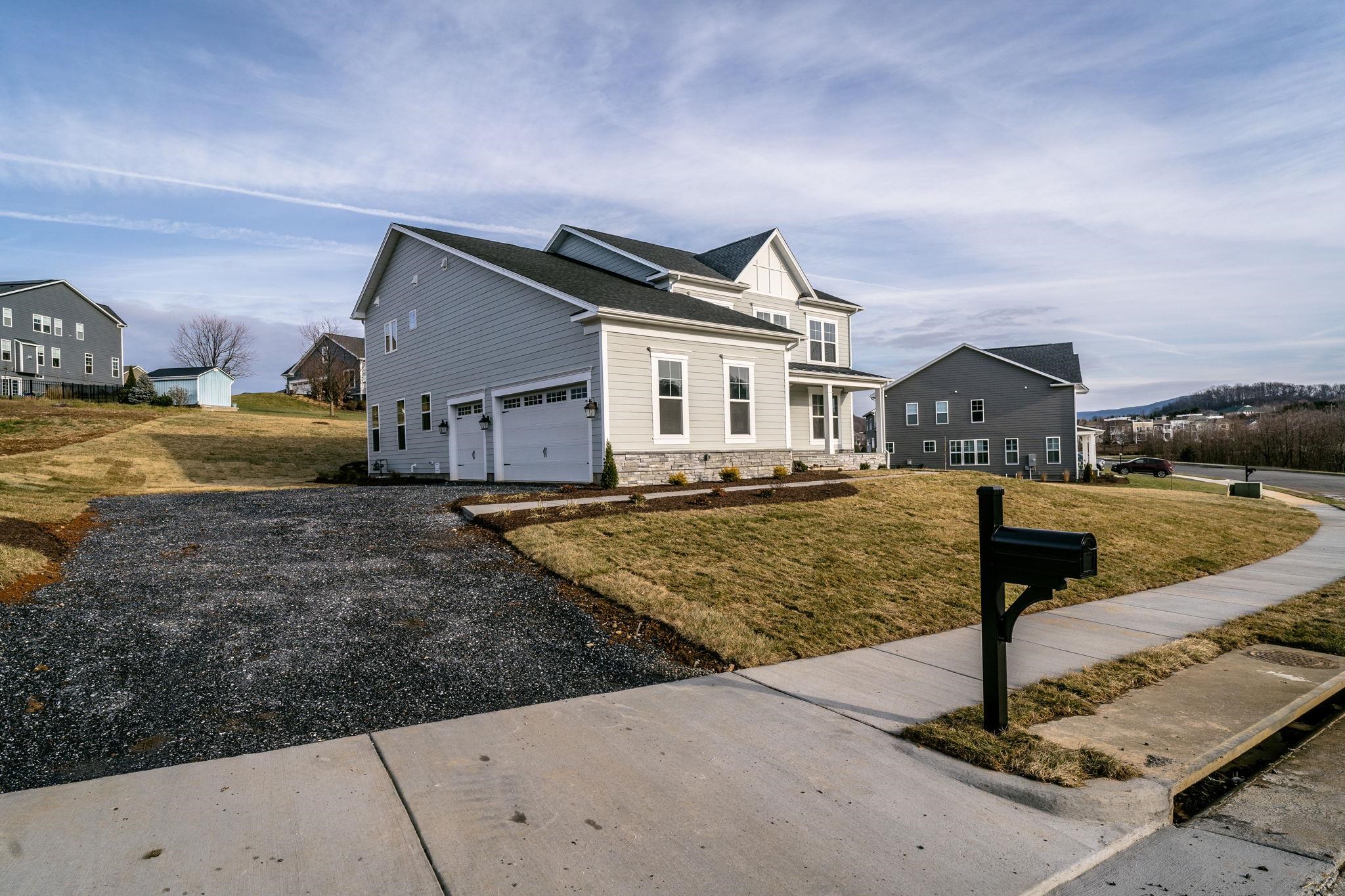 3311 VERA VISTA PATH, ROCKINGHAM, Virginia 22801, 5 Bedrooms Bedrooms, ,5 BathroomsBathrooms,Residential,3311 VERA VISTA PATH,659646 MLS # 659646