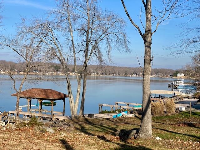 1262 S LAKESHORE DR, LOUISA, Virginia 23093, 3 Bedrooms Bedrooms, ,2 BathroomsBathrooms,Residential,Lake Louisa Waterfront Dream Home!,1262 S LAKESHORE DR,659660 MLS # 659660