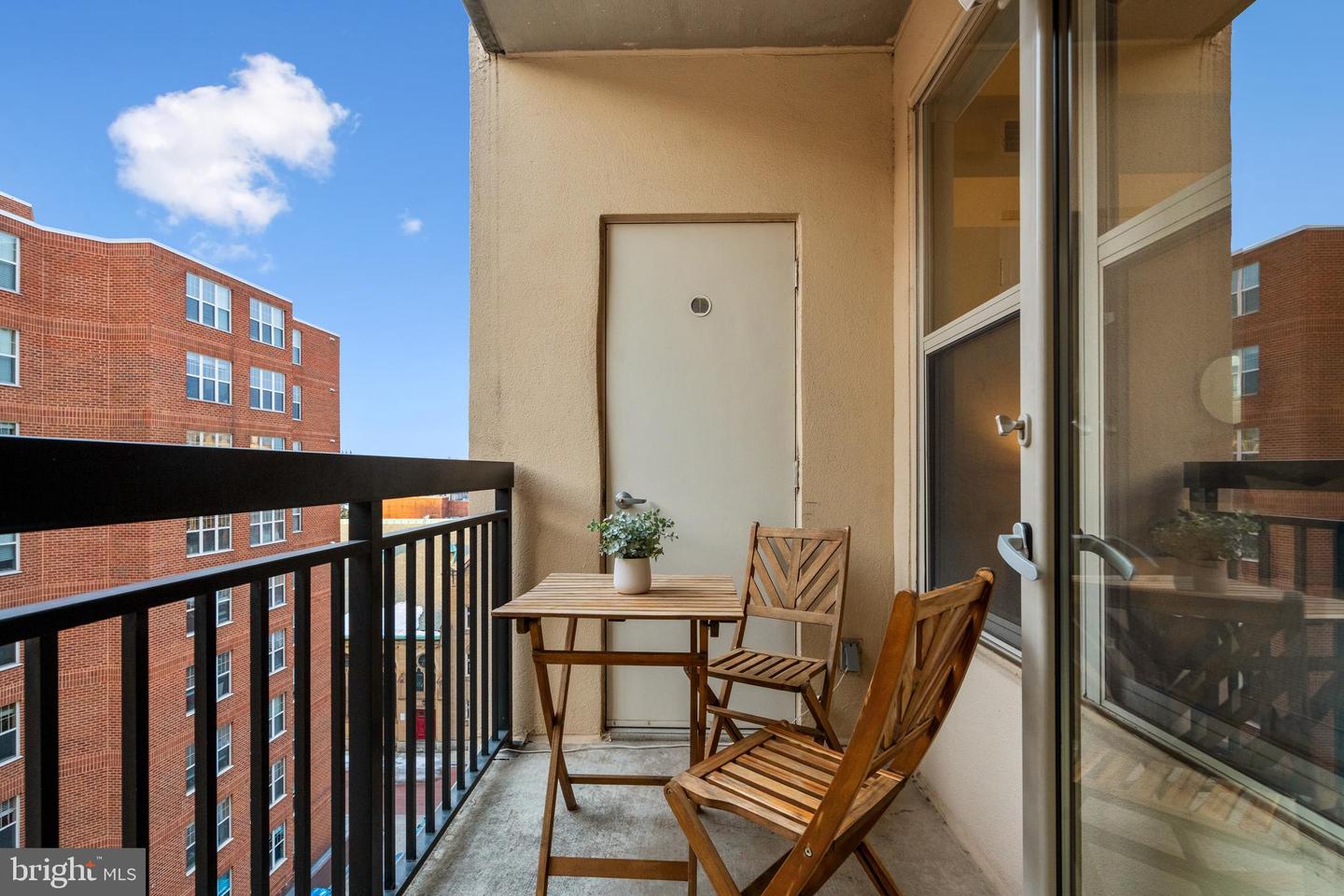 1441 RHODE ISLAND AVE NW #709, WASHINGTON, District Of Columbia 20005, 1 Bedroom Bedrooms, ,1 BathroomBathrooms,Residential,For sale,1441 RHODE ISLAND AVE NW #709,DCDC2175066 MLS # DCDC2175066