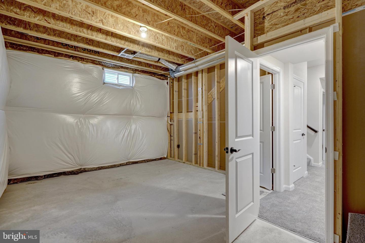 8720 AFTON DRIVE, SPOTSYLVANIA, Virginia 22551, 4 Bedrooms Bedrooms, ,2 BathroomsBathrooms,Residential,For sale,8720 AFTON DRIVE,VASP2030194 MLS # VASP2030194