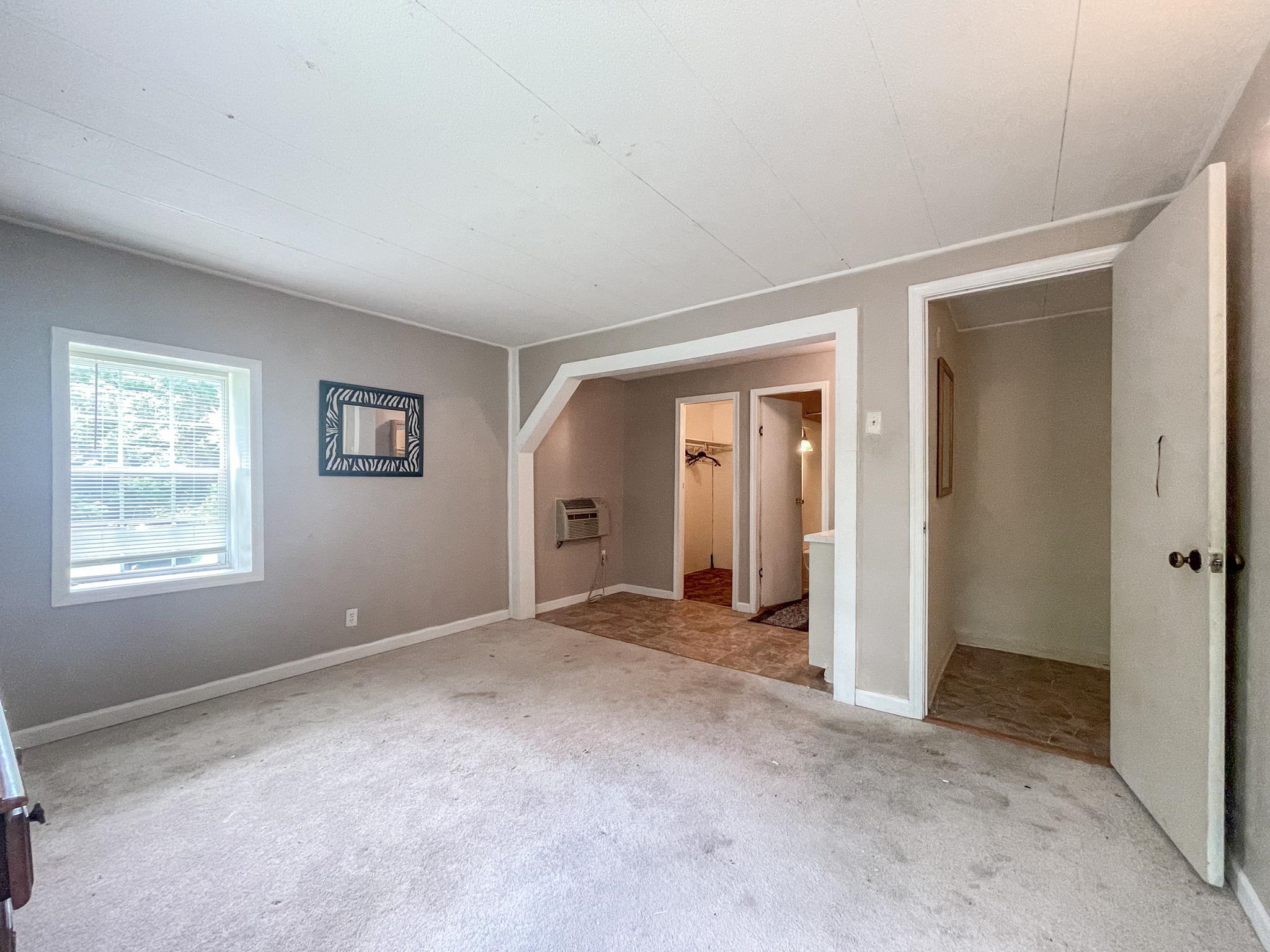 291 WILD ROSE LN, NEW MARKET, Virginia 22844, 6 Bedrooms Bedrooms, ,3 BathroomsBathrooms,Residential,291 WILD ROSE LN,659948 MLS # 659948