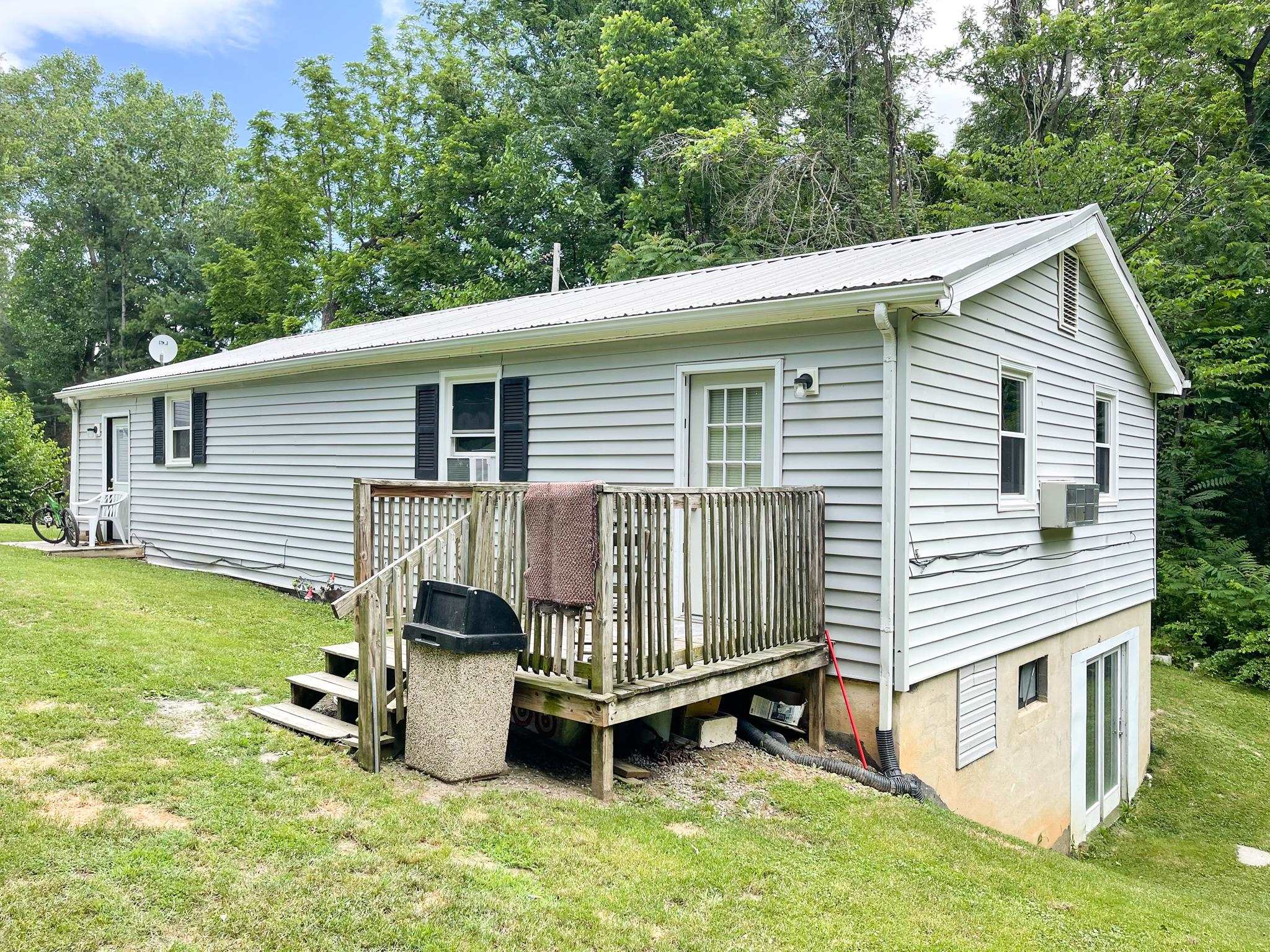 291 WILD ROSE LN, NEW MARKET, Virginia 22844, 6 Bedrooms Bedrooms, ,3 BathroomsBathrooms,Residential,291 WILD ROSE LN,659948 MLS # 659948