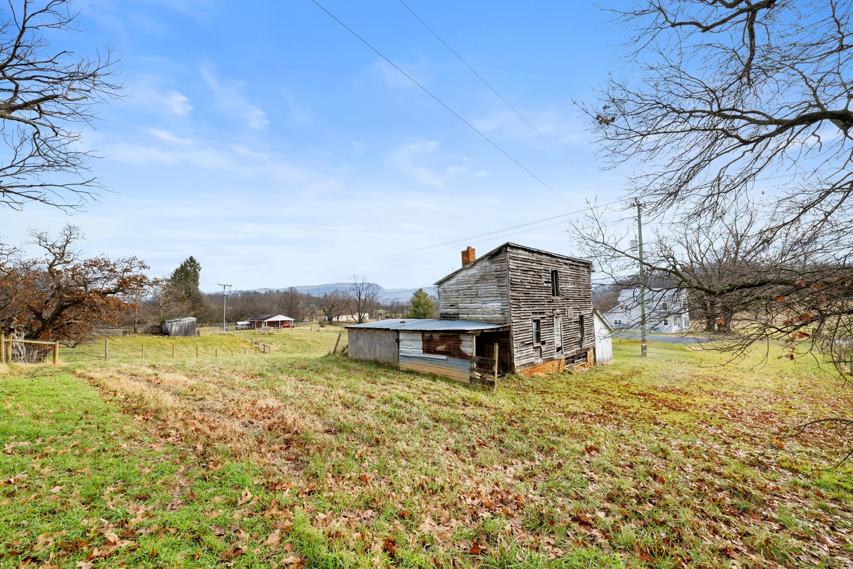 893 TURKEY KNOB RD, QUICKSBURG, Virginia 22847, 3 Bedrooms Bedrooms, ,2 BathroomsBathrooms,Residential,893 TURKEY KNOB RD,660071 MLS # 660071