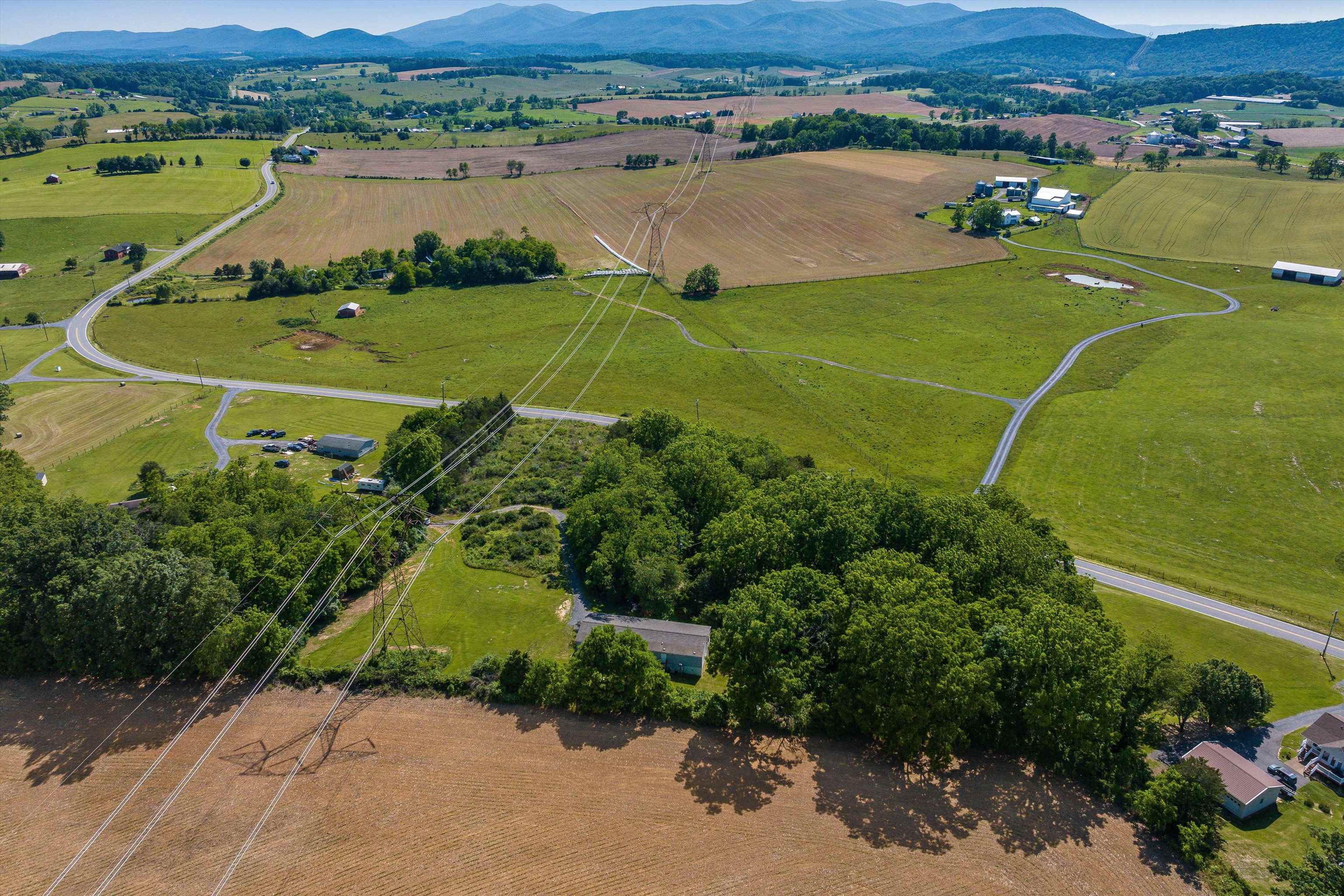 1631 SCENIC HWY, CHURCHVILLE, Virginia 24421, 3 Bedrooms Bedrooms, ,2 BathroomsBathrooms,Residential,1631 SCENIC HWY,660129 MLS # 660129