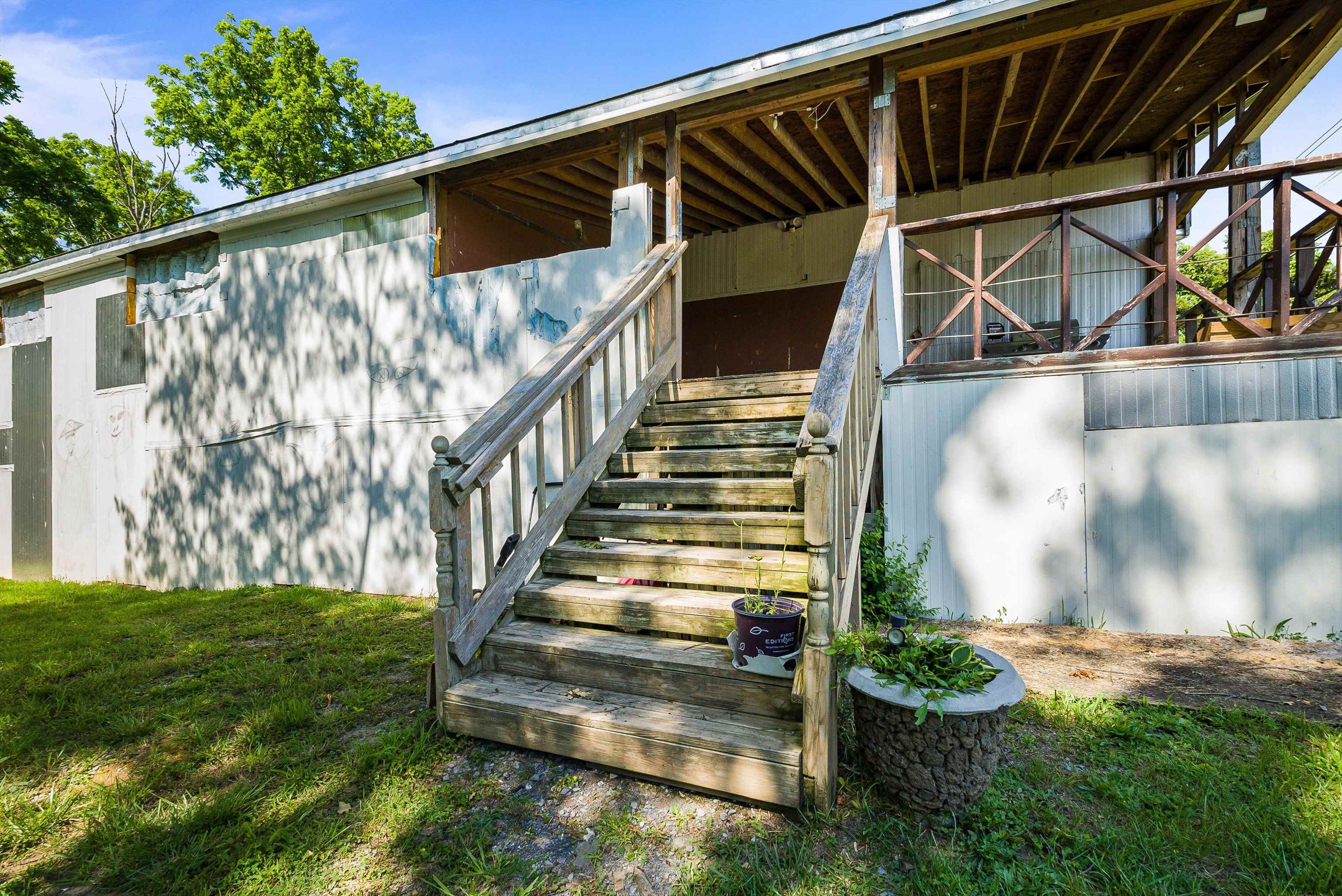 1631 SCENIC HWY, CHURCHVILLE, Virginia 24421, 3 Bedrooms Bedrooms, ,2 BathroomsBathrooms,Residential,1631 SCENIC HWY,660129 MLS # 660129
