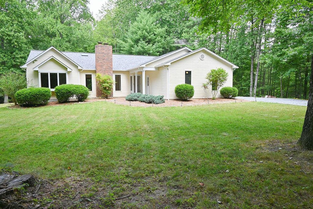 5662 SUGAR RIDGE RD, CROZET, Virginia 22932, 3 Bedrooms Bedrooms, ,2 BathroomsBathrooms,Residential,5662 SUGAR RIDGE RD,660007 MLS # 660007