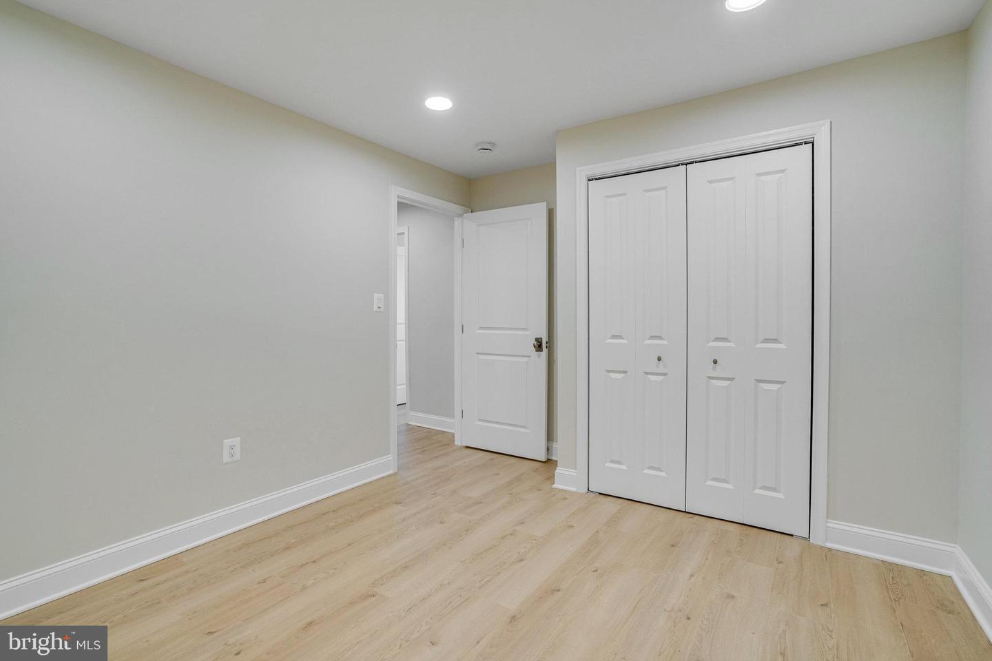 333 N PATRICK ST, ALEXANDRIA, Virginia 22314, 2 Bedrooms Bedrooms, ,2 BathroomsBathrooms,Residential,For sale,333 N PATRICK ST,VAAX2040674 MLS # VAAX2040674