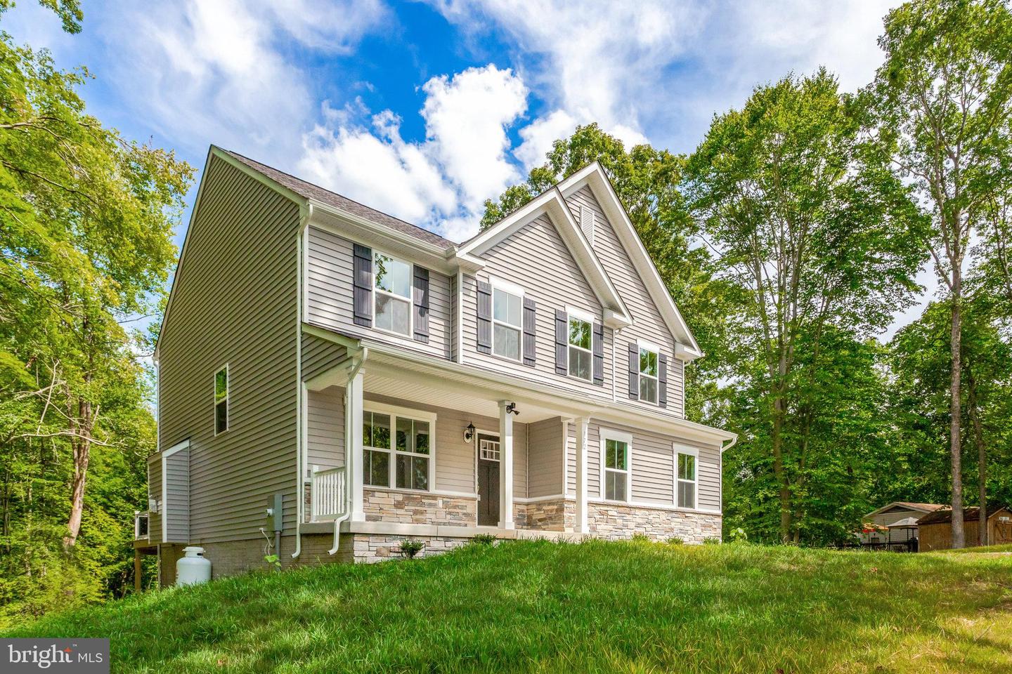 172 WOOD LANDING RD, FREDERICKSBURG, Virginia 22405, 5 Bedrooms Bedrooms, ,3 BathroomsBathrooms,Residential,For sale,172 WOOD LANDING RD,VAST2035256 MLS # VAST2035256