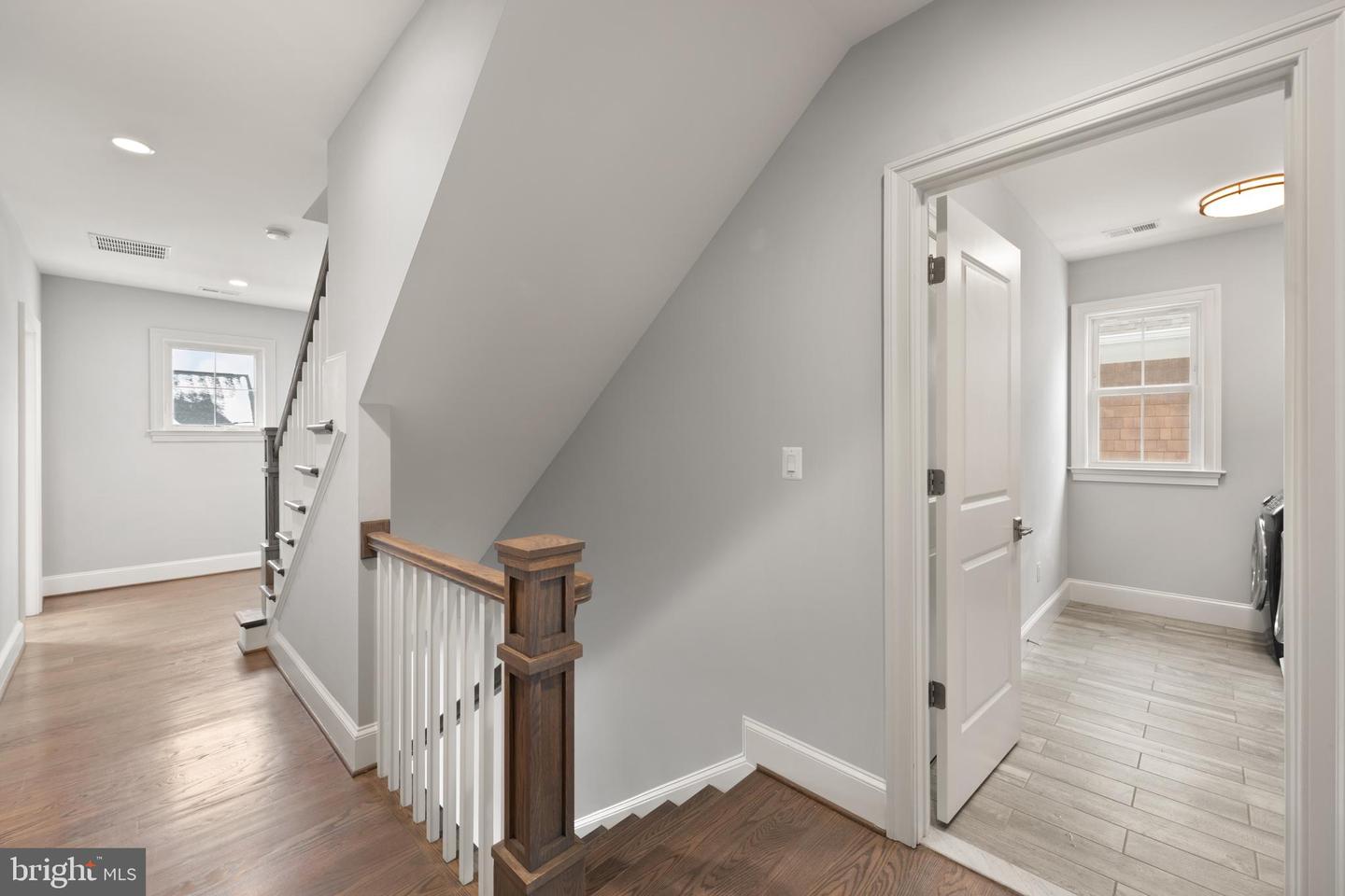 1845 N COLUMBUS ST, ARLINGTON, Virginia 22207, 5 Bedrooms Bedrooms, ,5 BathroomsBathrooms,Residential,For sale,1845 N COLUMBUS ST,VAAR2052368 MLS # VAAR2052368